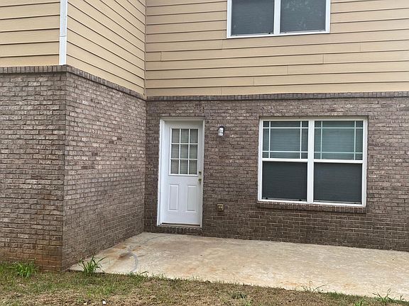 3rd image of 5011 Pioneer Pkwy #4
