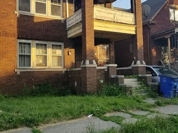 2316 Hewitt St, Hamtramck, MI 48212