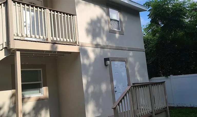 807 Turner St #5 — Photo 1