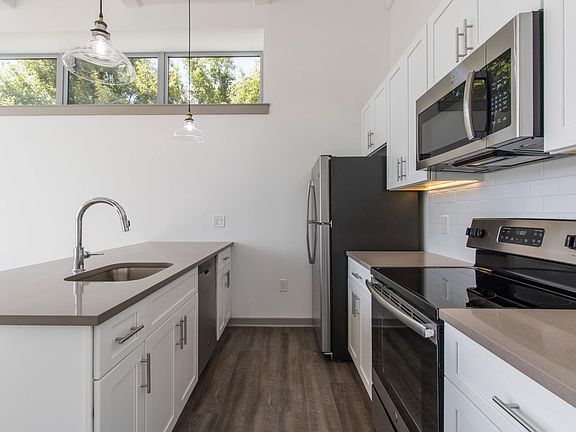 2nd image of 130 W 5th Ave APT 201