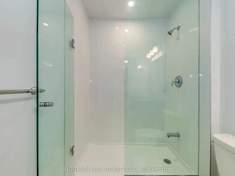 490 Gordon Krantz Ave #422 — Photo 20