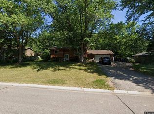 18030 33rd Ave N, Plymouth, MN 55447