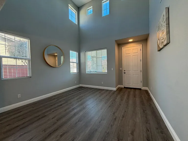 5418 Halas Ct — Photo 44