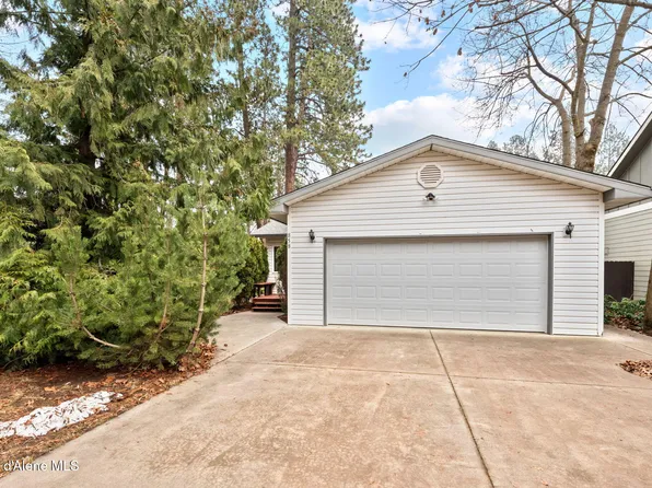 858 N Government Way, Coeur D Alene, ID 83814