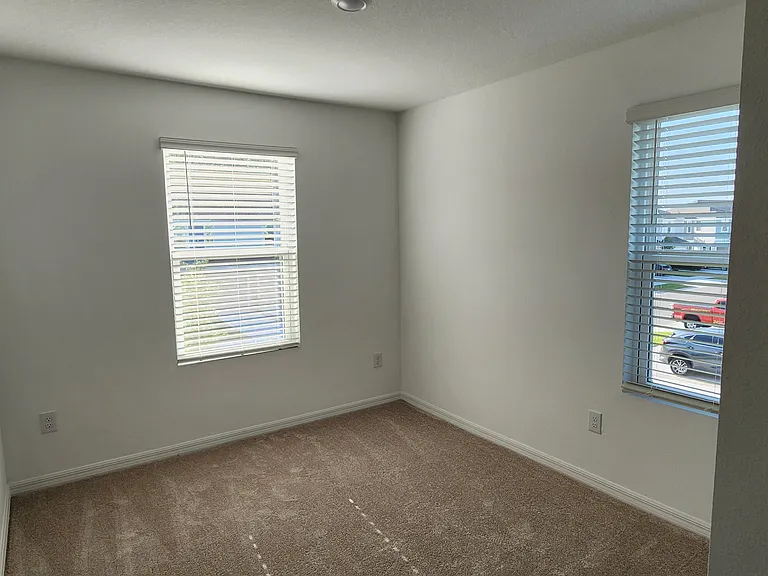 2136 Hallier Cv — Photo 25