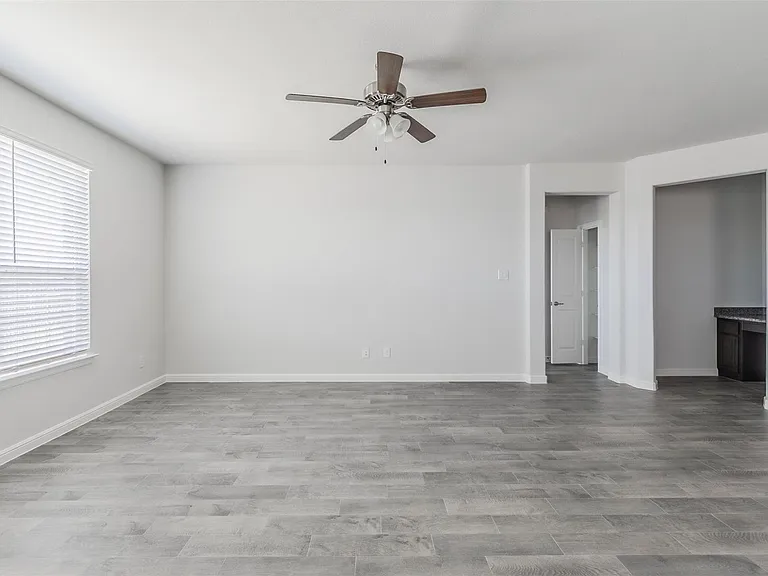 1343 Fox Hollow Rd — Photo 15