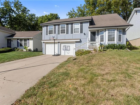 1929 NW 62nd Ter, Kansas City, MO 64151