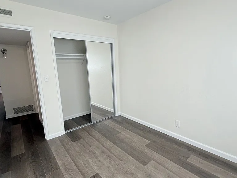 EBN T 14723 — Photo 11