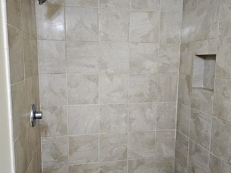 430 Keoniana St #1304 — Photo 7