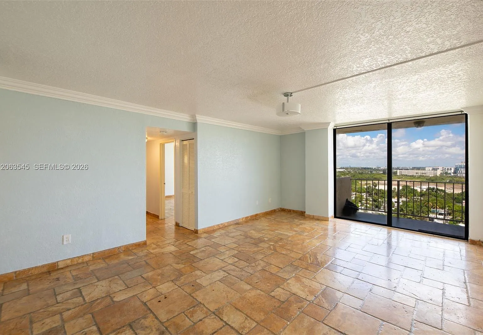 Vecino Del Mar Condo — Photo 2