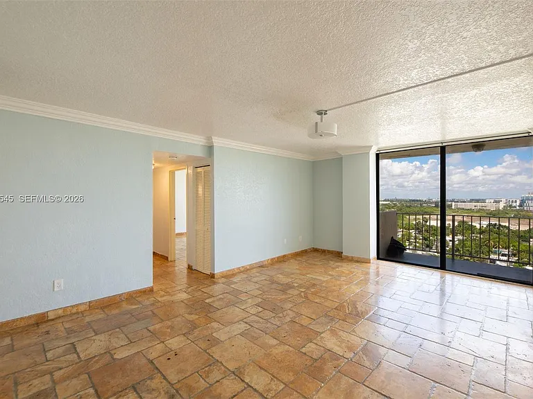 2350 NE 135th St #1503 — Photo 2