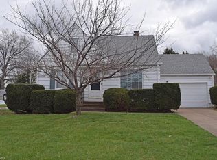 5175 Robinhood Dr, Willoughby, OH 44094