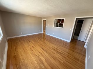 7 Cottage St APT 5, Mansfield, MA 02048
