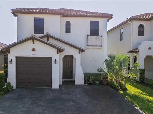 8956 Madrid CIR, NAPLES, FL 34104
