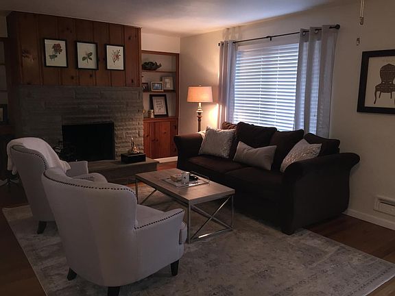 Living room 2