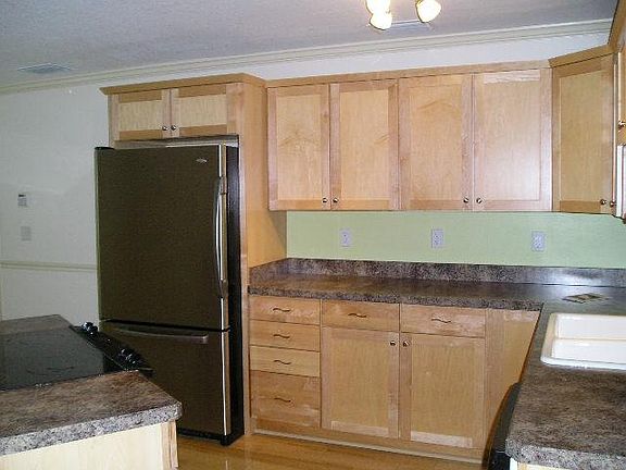 3rd image of 9101 Tudor Dr #F110