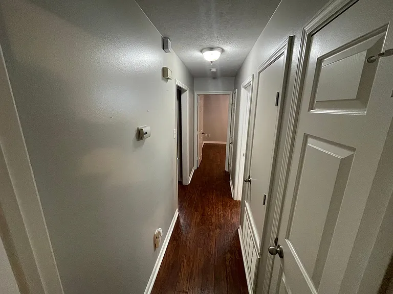 1717 Point West Dr — Photo 41