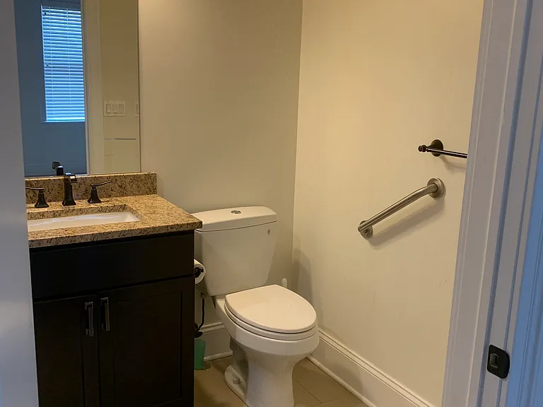 2500 Green Bay — Photo 13