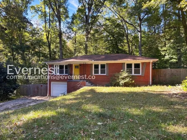 6100 Azalea Dr SE, Mableton, GA 30126