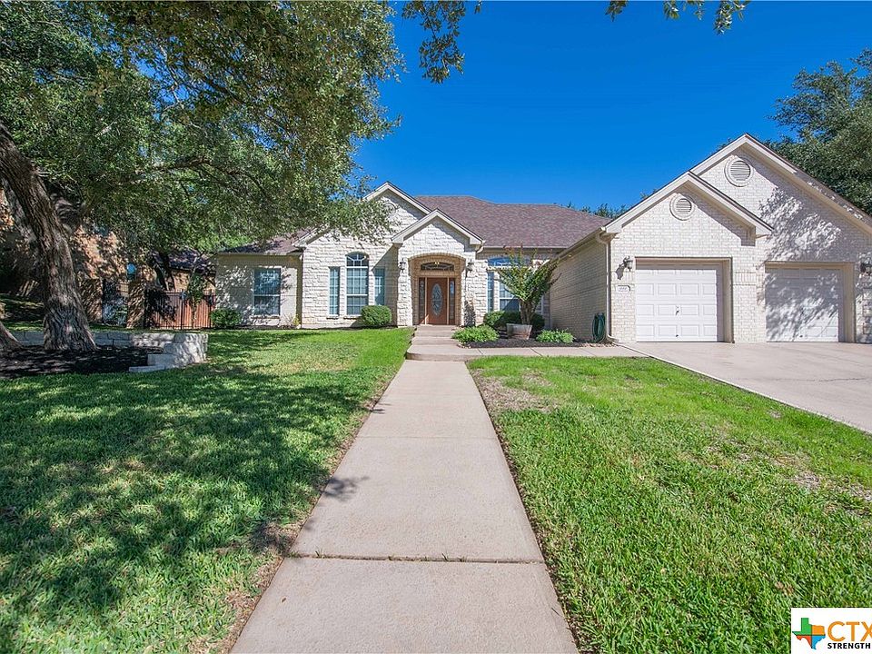 1st image of 313 Wrought Iron Dr