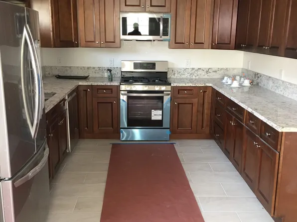 206 Rashelle Ct #1, San Ramon, CA 94582