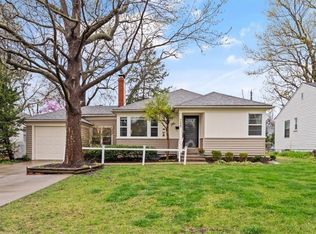 7220 Roe Ave, Prairie Village, KS 66208