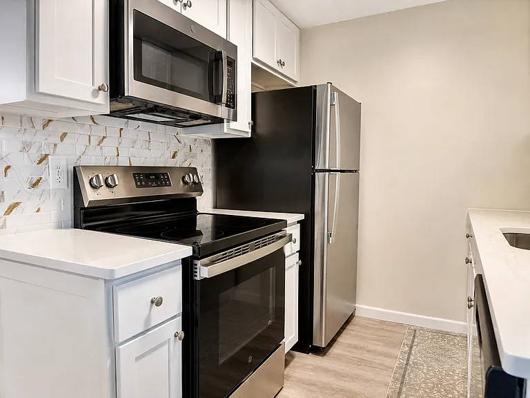 21 Greenwood St #3 — Photo 3