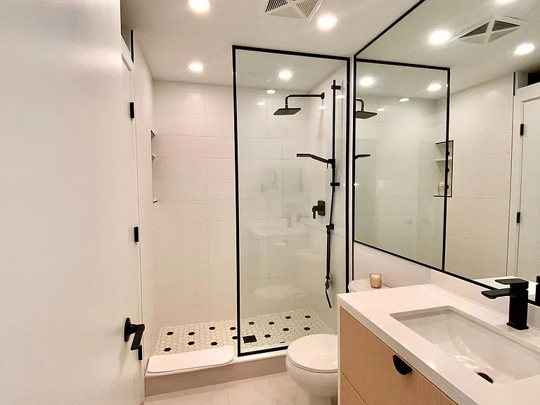69 Lynn Williams St #205 — Photo 8