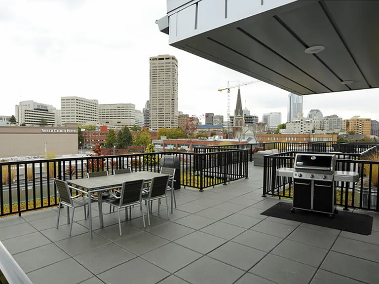 Evolve Apartments — Photo 17