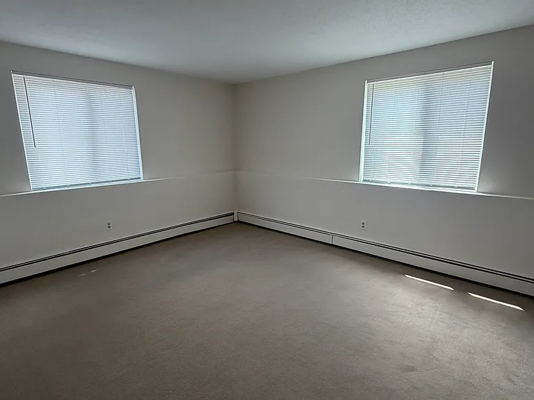 Nice sized bedroom
