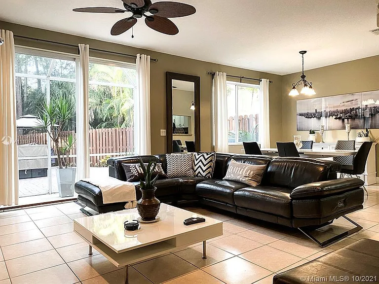 3657 Asperwood Cir — Photo 6
