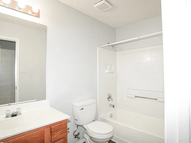106 Starlight Dr — Photo 20
