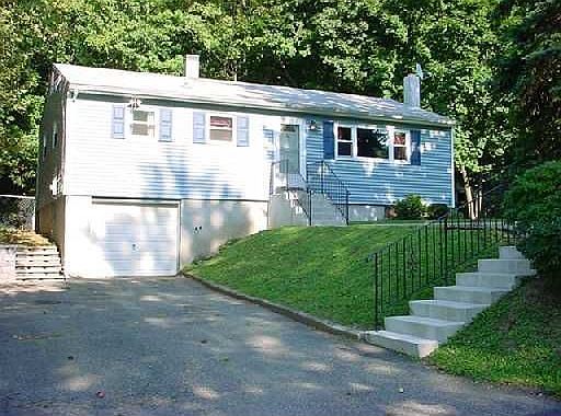 1st image of 86 Duelk Ave