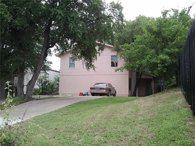 1st image of 3203 1/2 Northeast Dr
