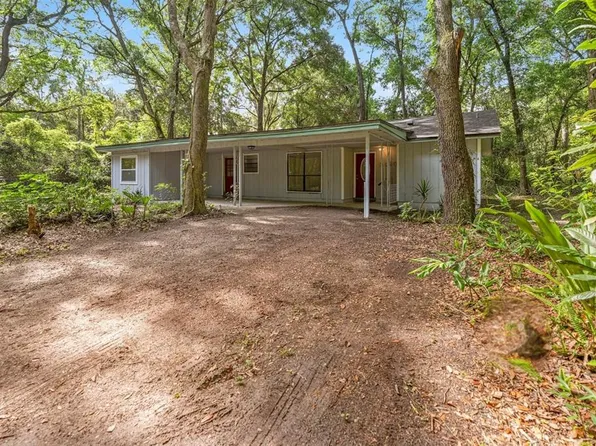 2425 SE 9th Pl, Gainesville, FL 32641