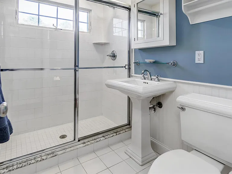 38 Bridle Path — Photo 28
