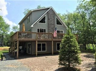 23 Bishop Cir, Albrightsville, PA 18210