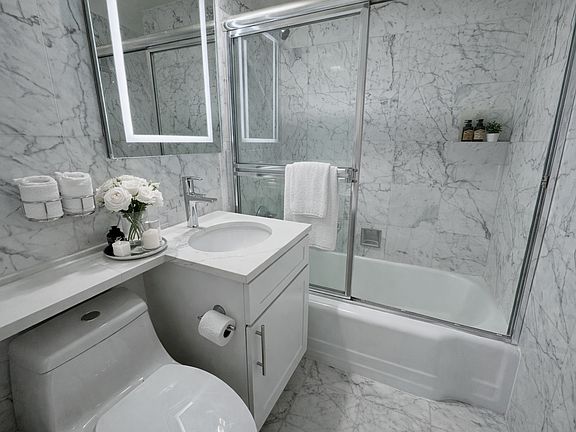 5th image of 420 E 79th St APT 5A