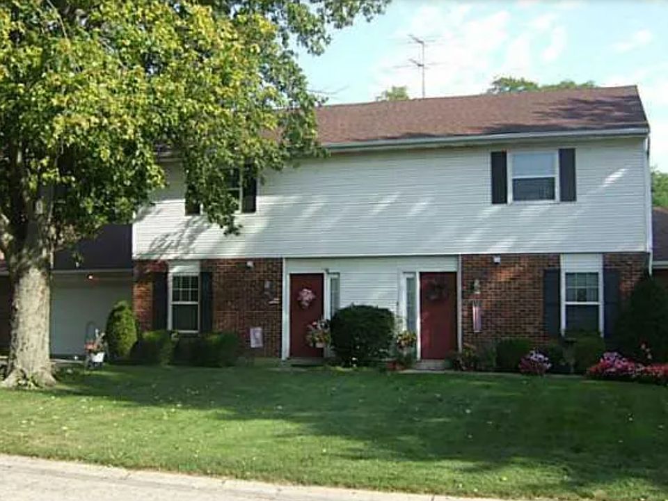 1st image of 55 Maxwell Ct