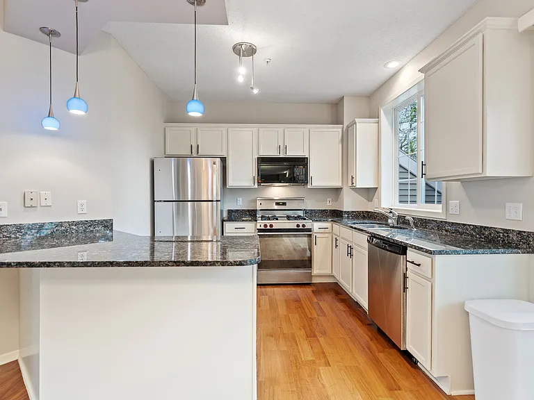 789 Fairfield Cir — Photo 14