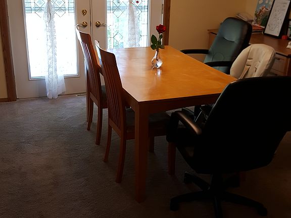 Dining rm.french doors/deck