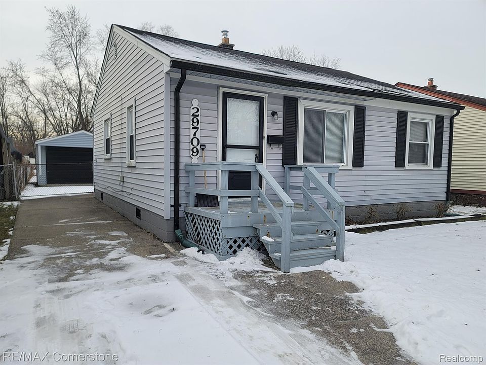 1st image of 29709 Balmoral St