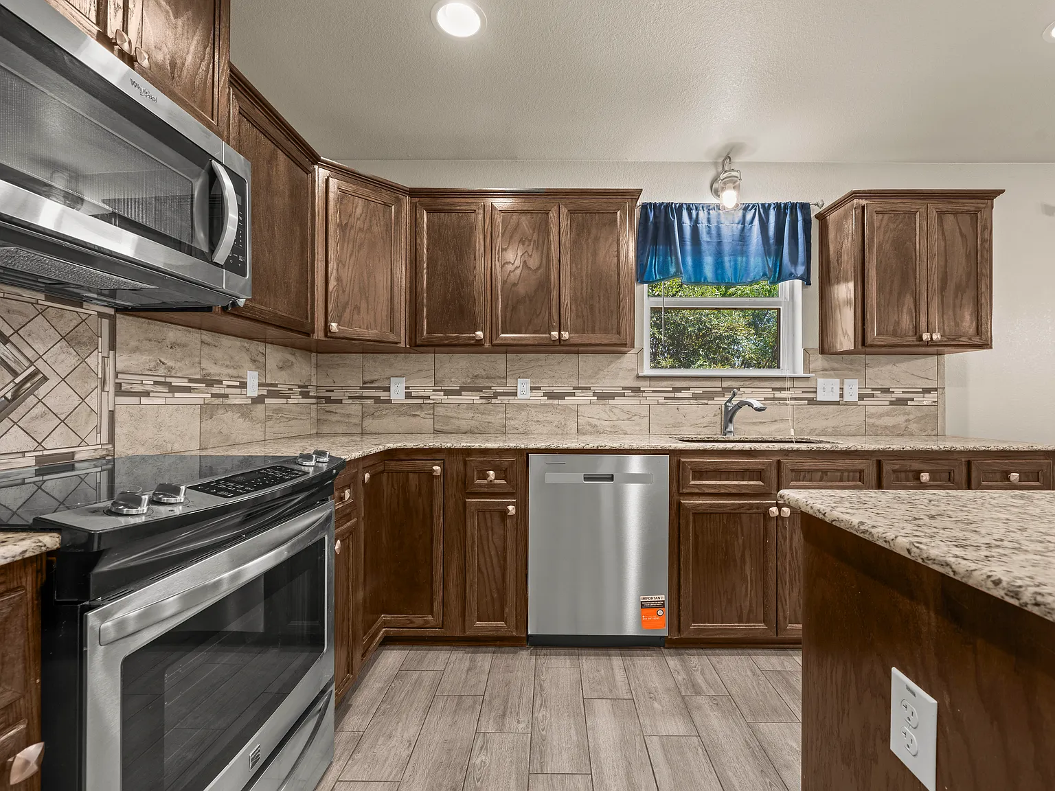 3 bed, 1522 sqft, $1,695 — Photo 4