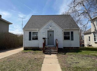 1217 Stoughton Ave, Tomah, WI 54660