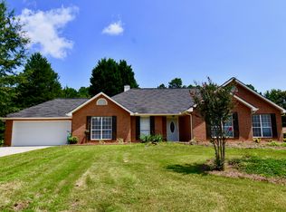 2715 Ivy Mill Dr, Buford, GA 30519