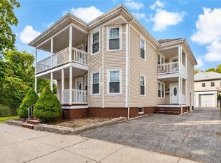33 Ivy St, Pawtucket, RI 02860