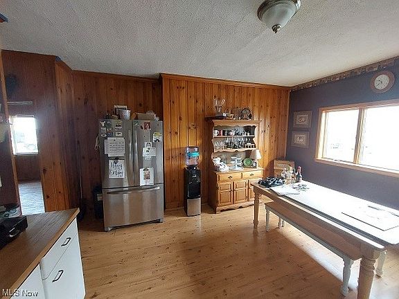 5th image of 306 South St