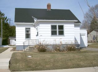 611 2nd St, Kewaunee, WI 54216