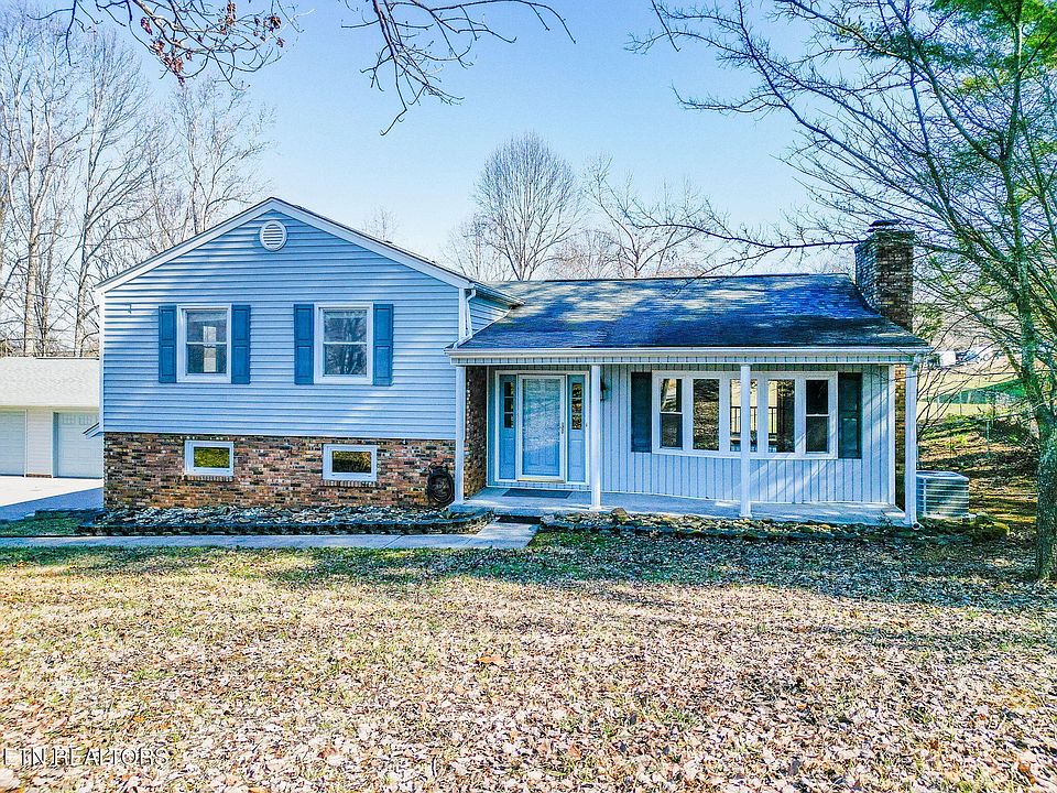 1st image of 814 Thomas Ct