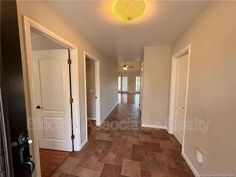 848 Castleberry Ct — Photo 2